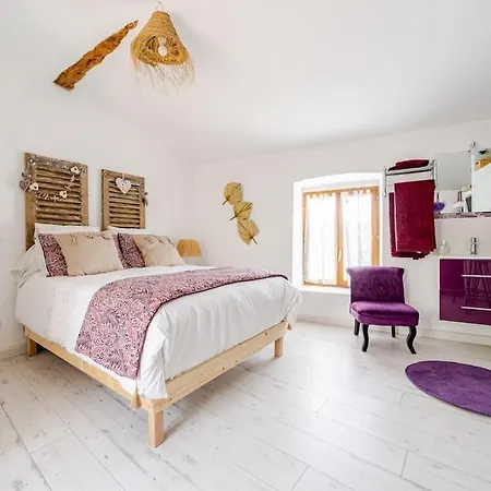 Apartamento Petit Village Au Calme Chadeleuf