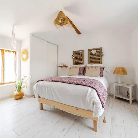 Apartamento Petit Village Au Calme Chadeleuf