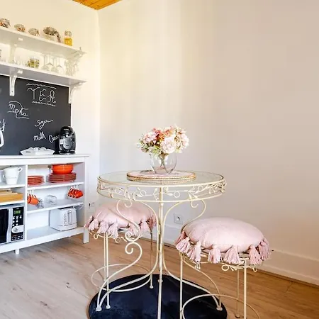 Petit Village Au Calme